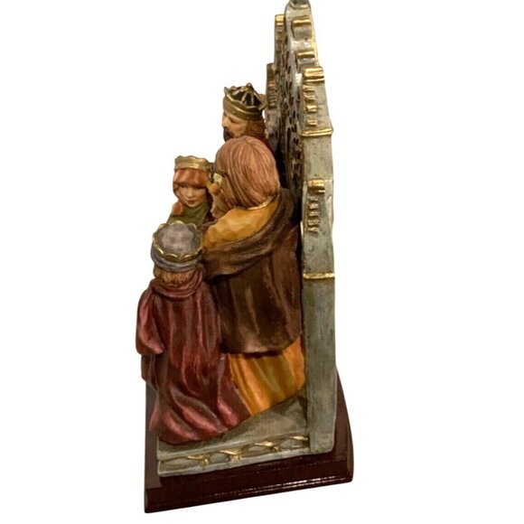 Marlo Collection Nativity Scene Figurine 9" Tall Hand-Painted Resin Sculpture Wi - Picture 7 of 8